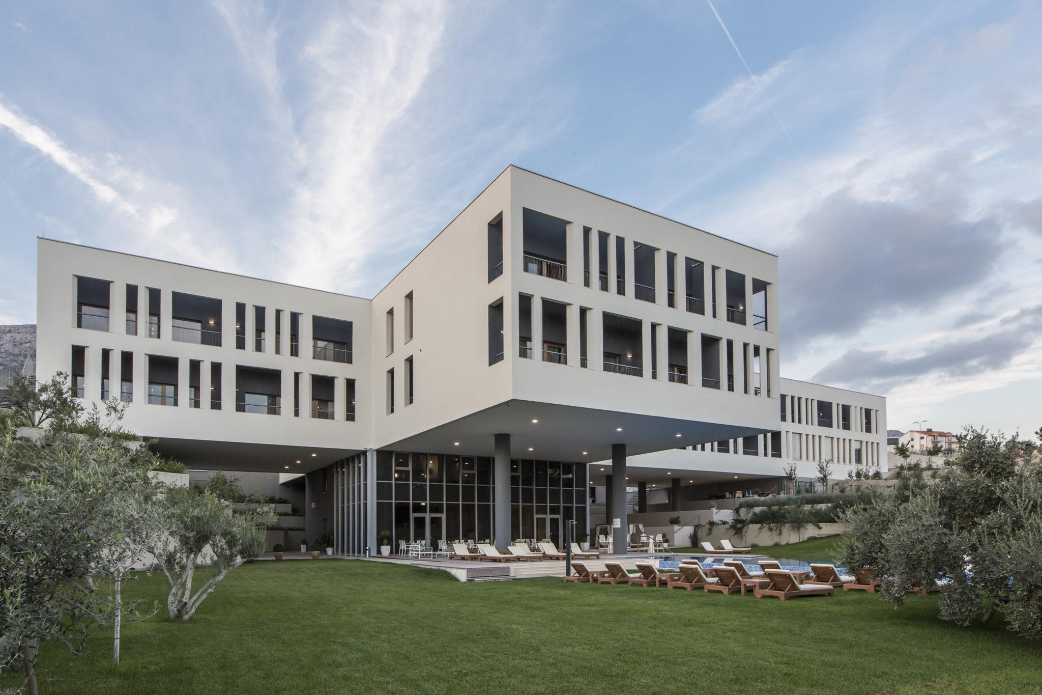 Hotel Salona Palace Exteriér fotografie